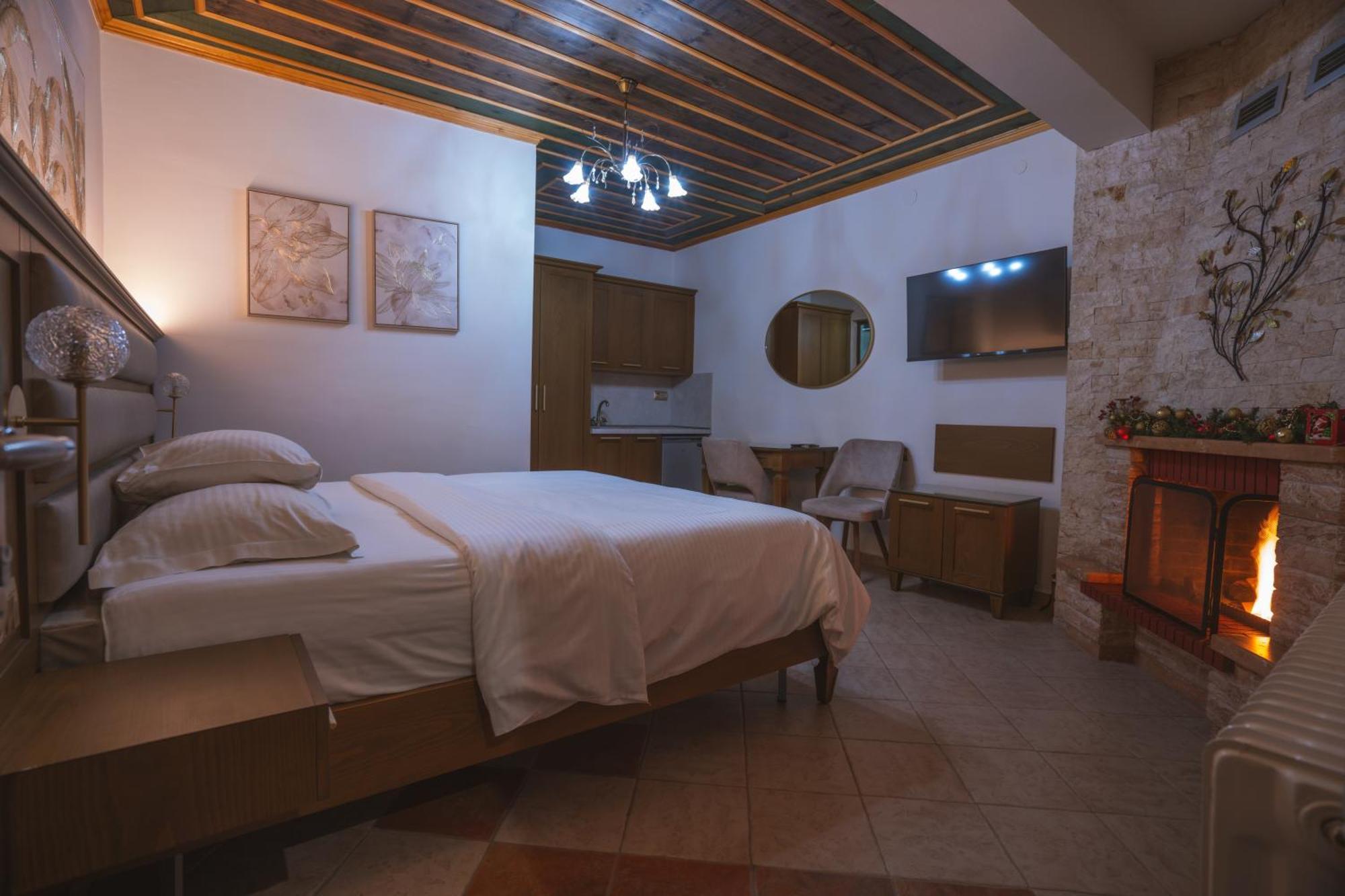 Kallinikos Guesthouse Loutraki  Exterior photo